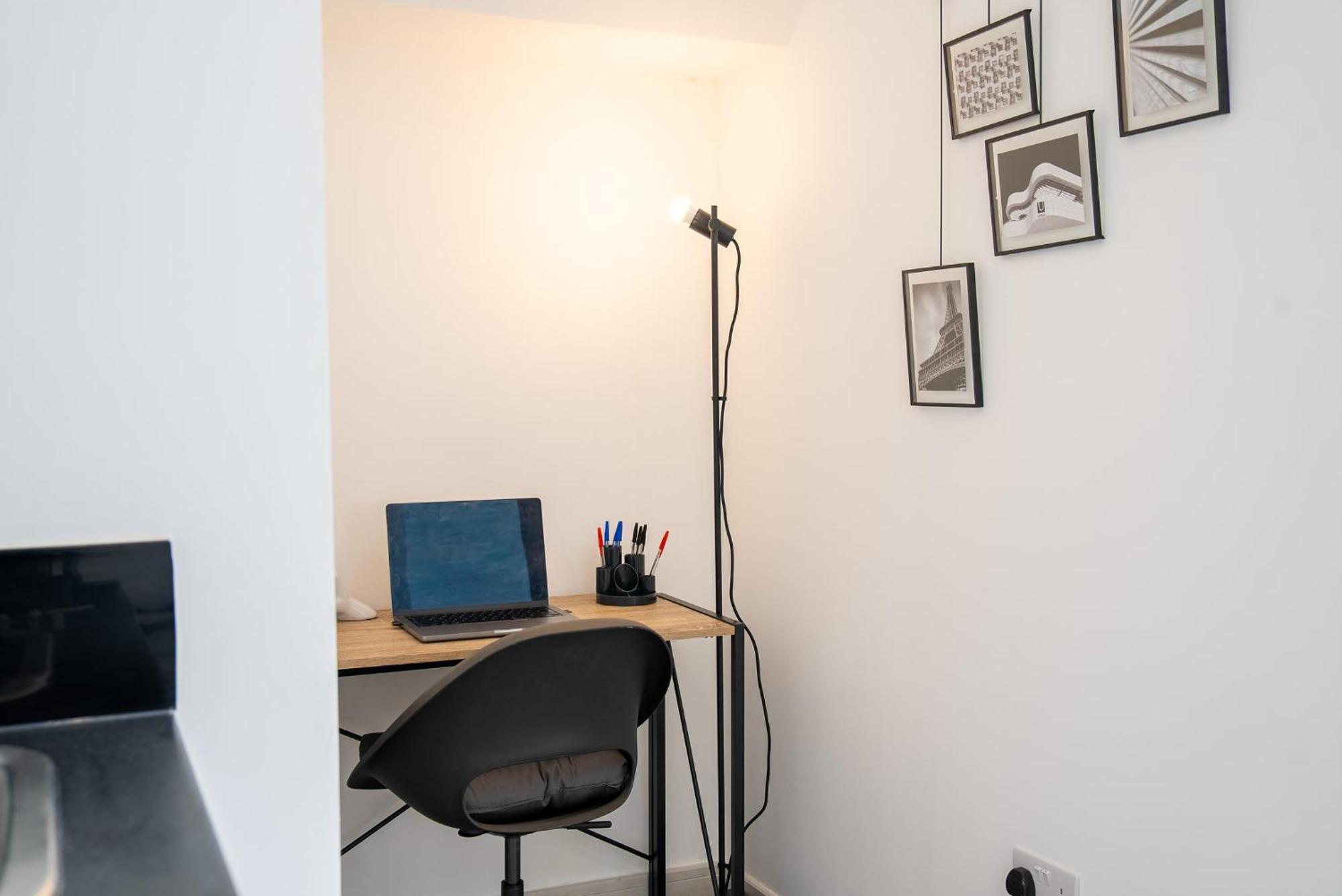 Luxury Studio Apartment In Sutton, London سوتون المظهر الخارجي الصورة